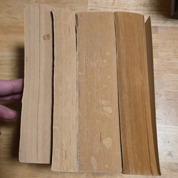 Stephen King Vintage Paperback Lot Of 4 Paperback Books Horror - Picture 9 of 10